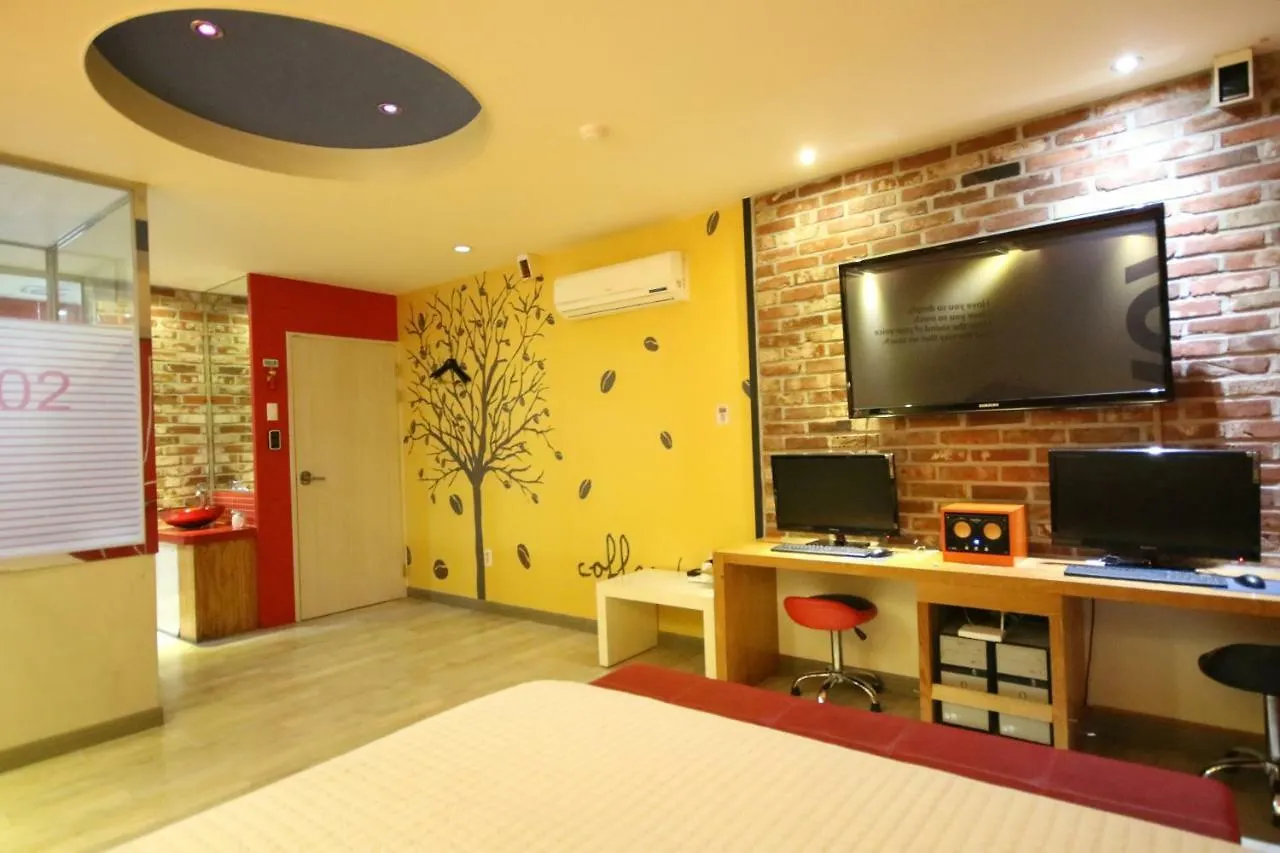 Dongrae Vov Hotel Busan 2*,